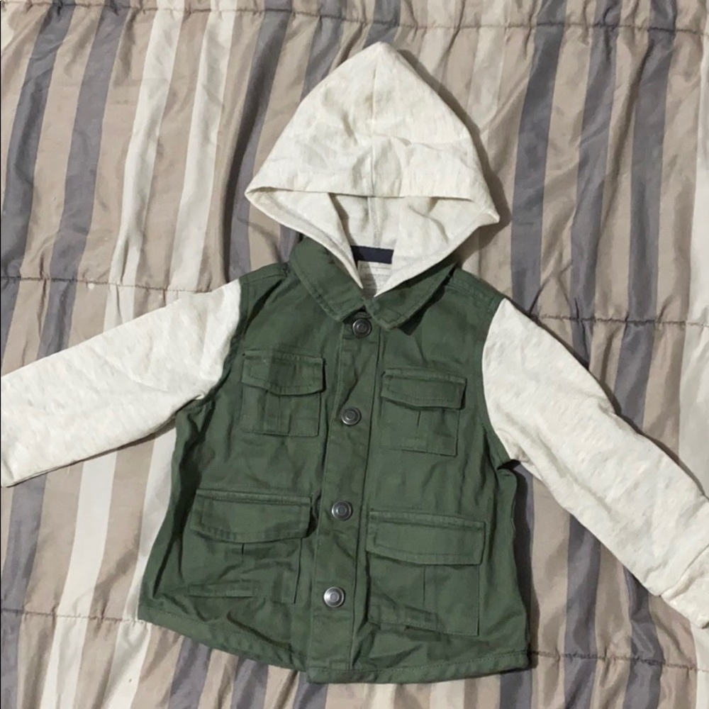 Baby sweater/light jacket